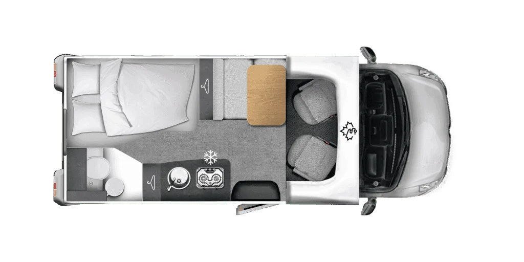 Kompaktný 5,99 m model s pevnou zadnou posteľou, veľkým úložným priestorom a voliteľným výklopným lôžkom pre flexibilné cestovanie