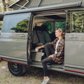 Stolík BusBoxx pre topánky ShoeBOXX