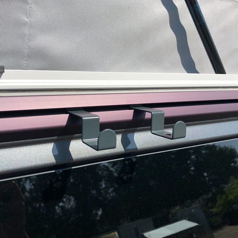 BUSBOXX Haken - háčiky do kédrovej hliníkovej lišty – 2 ks pre VW T5/T6/T6.1 California BUSBOXX Haken - háčiky do kédrovej hliníkovej lišty – 2 ks pre VW T5/T6/T6.1 California