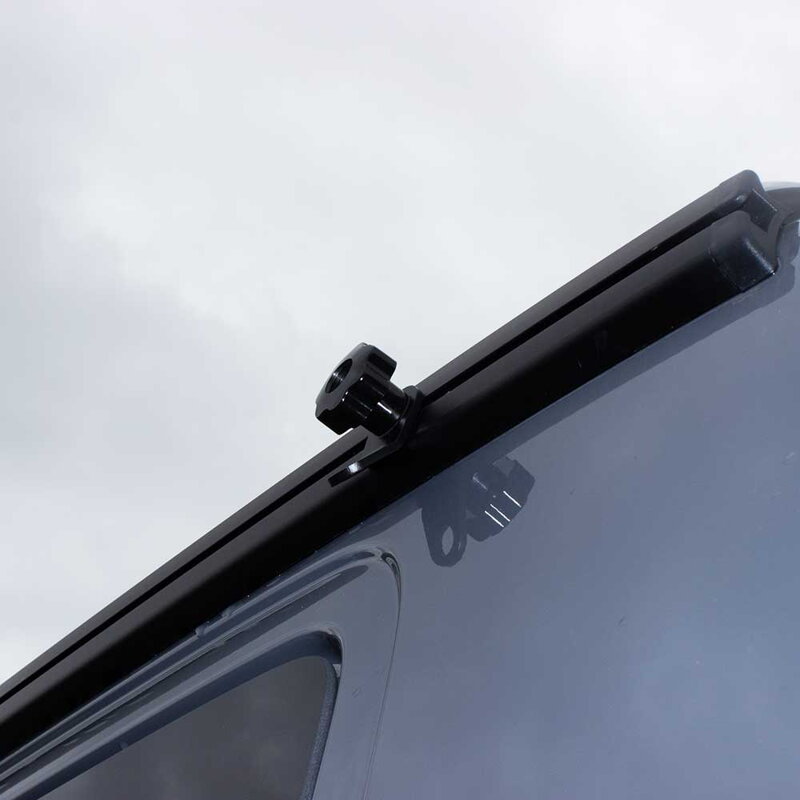 BUSBOXX Winkellochplatte - 2ks uhlová platňa s otvorom pre Volkswagen T5, T6, T6.1 a T7 California Beach BUSBOXX Winkellochplatte - 2ks uhlová platňa s otvorom pre Volkswagen T5, T6, T6.1 a T7 California Beach
