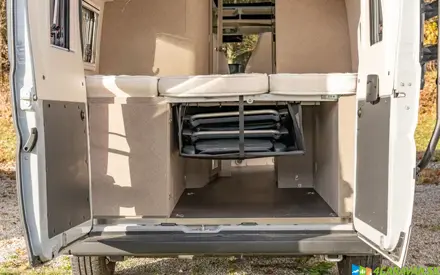 Berger Allesia – horizontálna úložná taška do zadnej garáže Berger Allesia – horizontálna úložná taška do zadnej garáže