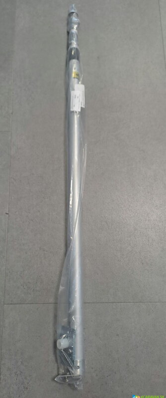 Univerzálna výsuvná napínacia tyč k bočnej stene