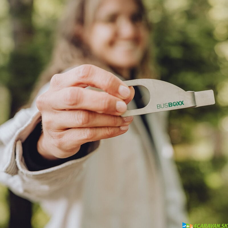 Busboxx držiak zadných dverí – bezpečné vetranie pre VW T5/T6/T6.1